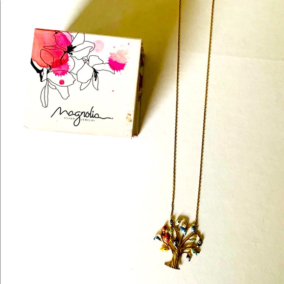 Gold Plated Tree Of Life Pendant Necklace Magnolia gold tone fine string chain - Picture 8 of 10